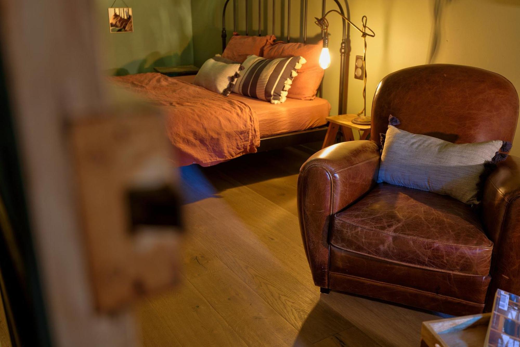 La Gourmandine Hotel Courry Eksteriør billede